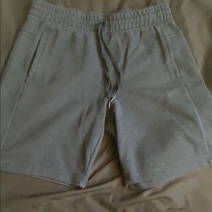 Men’s navy blue shorts